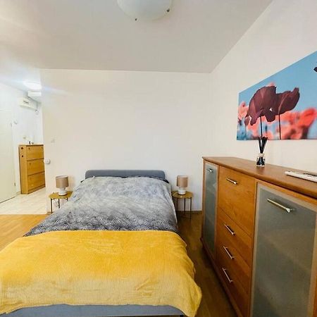 Central Studio Close To Andrassy Avenue For 4 Persons بودابست المظهر الخارجي الصورة